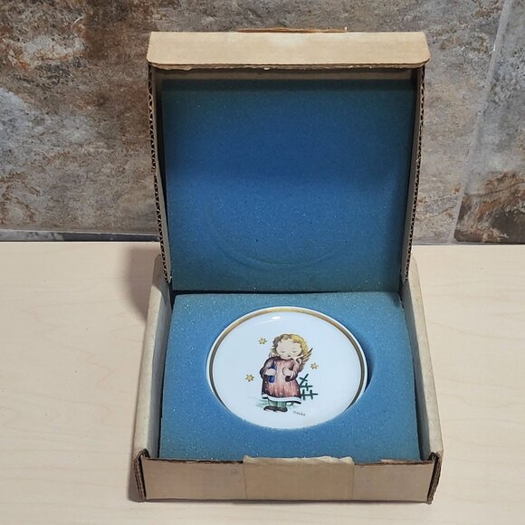 Schmid Berta Starlight Angel Hummel Museum Miniature Plate Collection 1978 - Picture 2 of 9